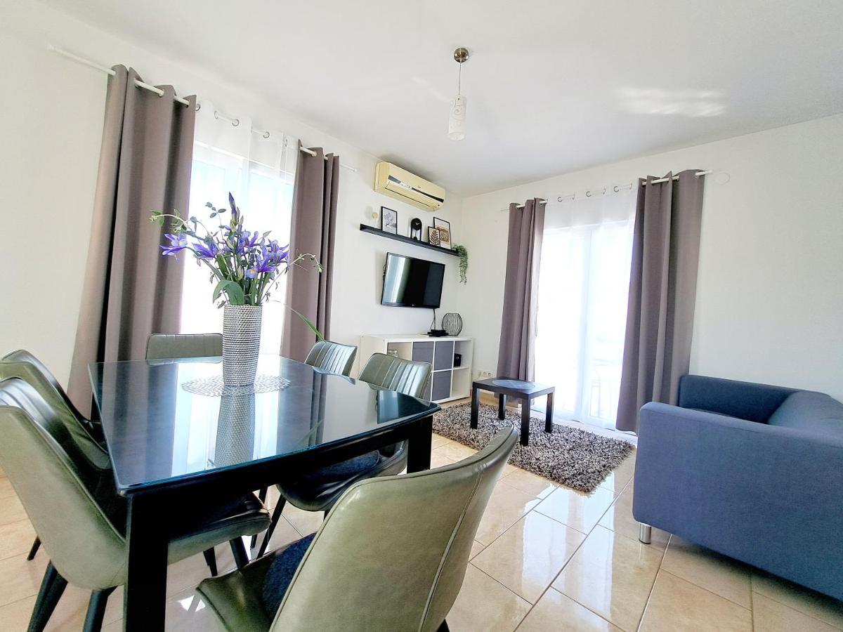 Apartment In มูร์แตร์ ภายนอก รูปภาพ