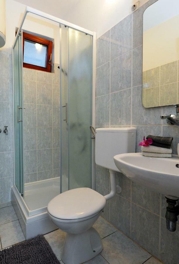 Apartment In มูร์แตร์ ภายนอก รูปภาพ
