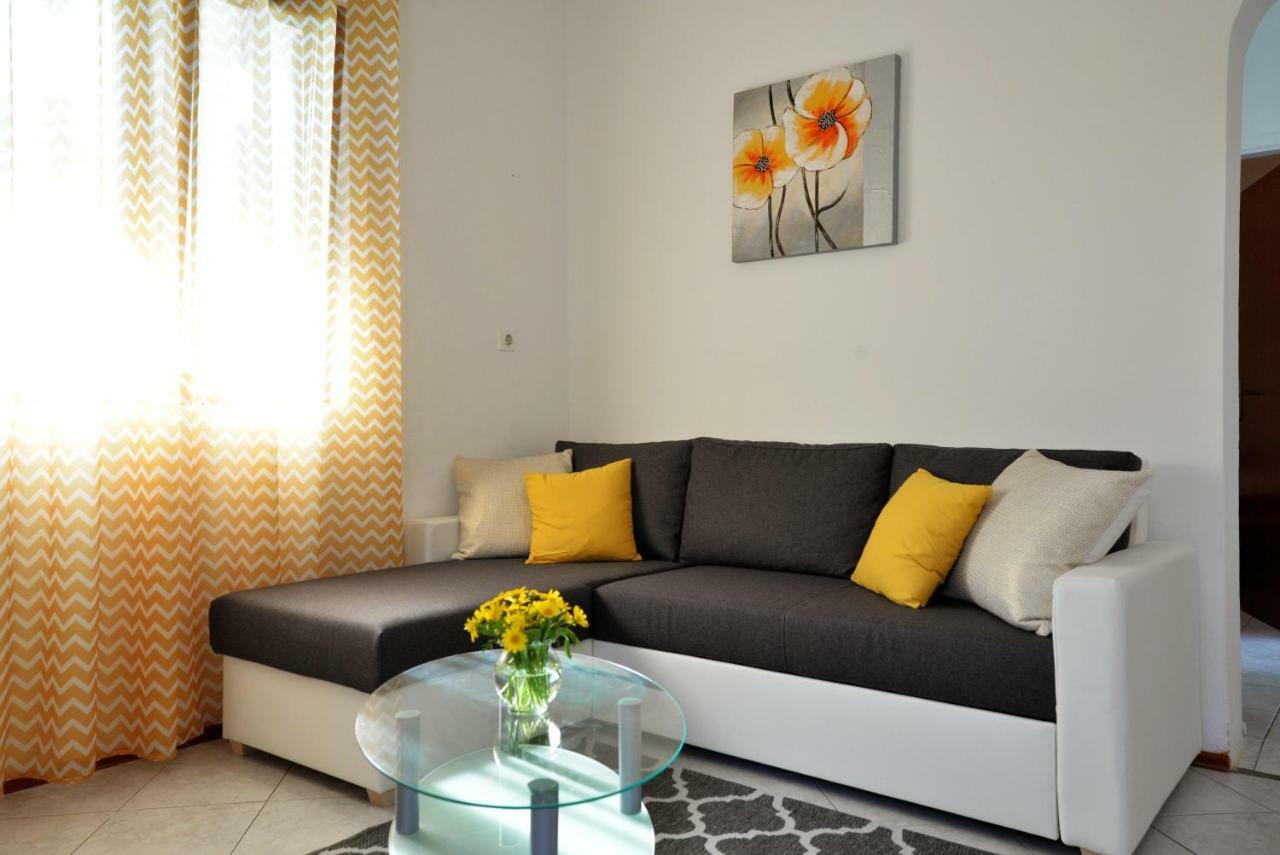 Apartment In มูร์แตร์ ภายนอก รูปภาพ
